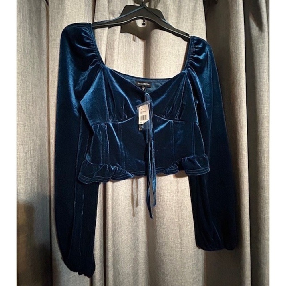 NWT Blu Pepper‎ Velvet Long Sleeve Sexy Sweetheart Preppy Cropped Blouse Women L